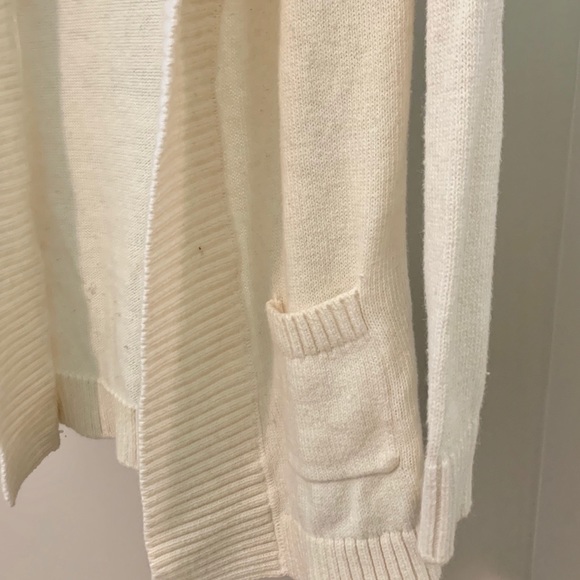 ☀️ 4/$25 Fuzzy Cardigan - Picture 2 of 5